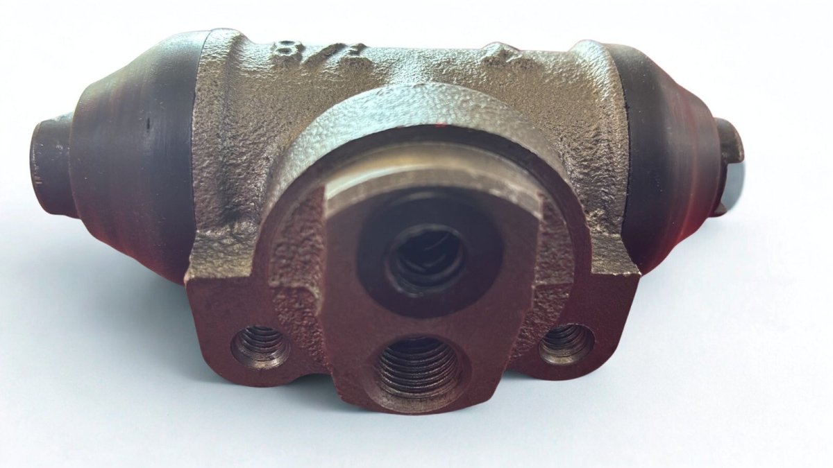 CILINDRO FRENO RH CHV N400 20 - 25 - Repuestos BYC SPA - Repuestos BYC SPA - 23971327