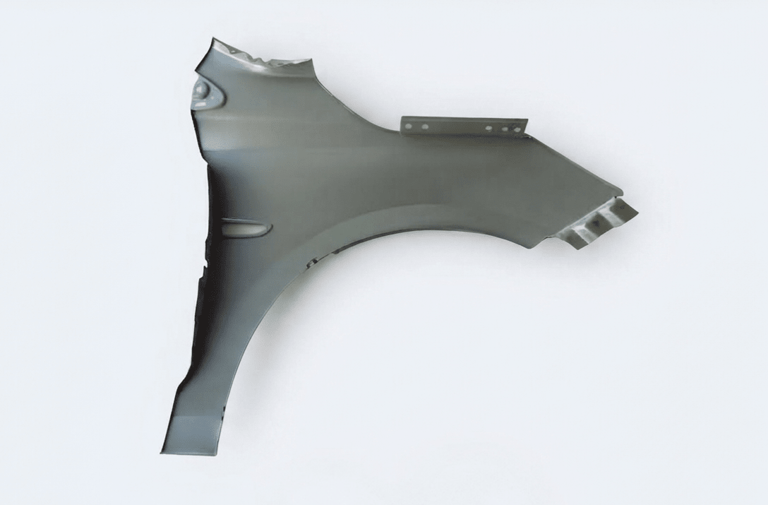 TAPA BARRO IZQUIERDO CON HOYO CHEVROLET ONIX 1.0 20-25 - Repuestos BYC SPA - Repuestos BYC SPA - 52104976 LH