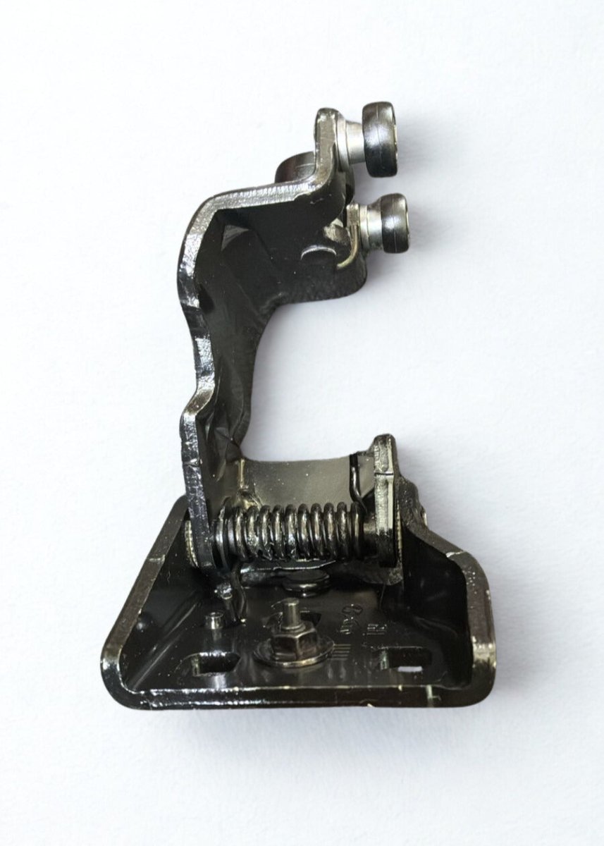 SOPORTE PUERTA RH CENTRAL CORREDERA HYUNDAI H1 08 - Repuestos BYC SPA - BYC - 83940 - 4H000 OR