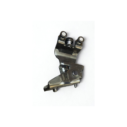 SOPORTE PUERTA RH CENTRAL CORREDERA HYUNDAI H1 08-